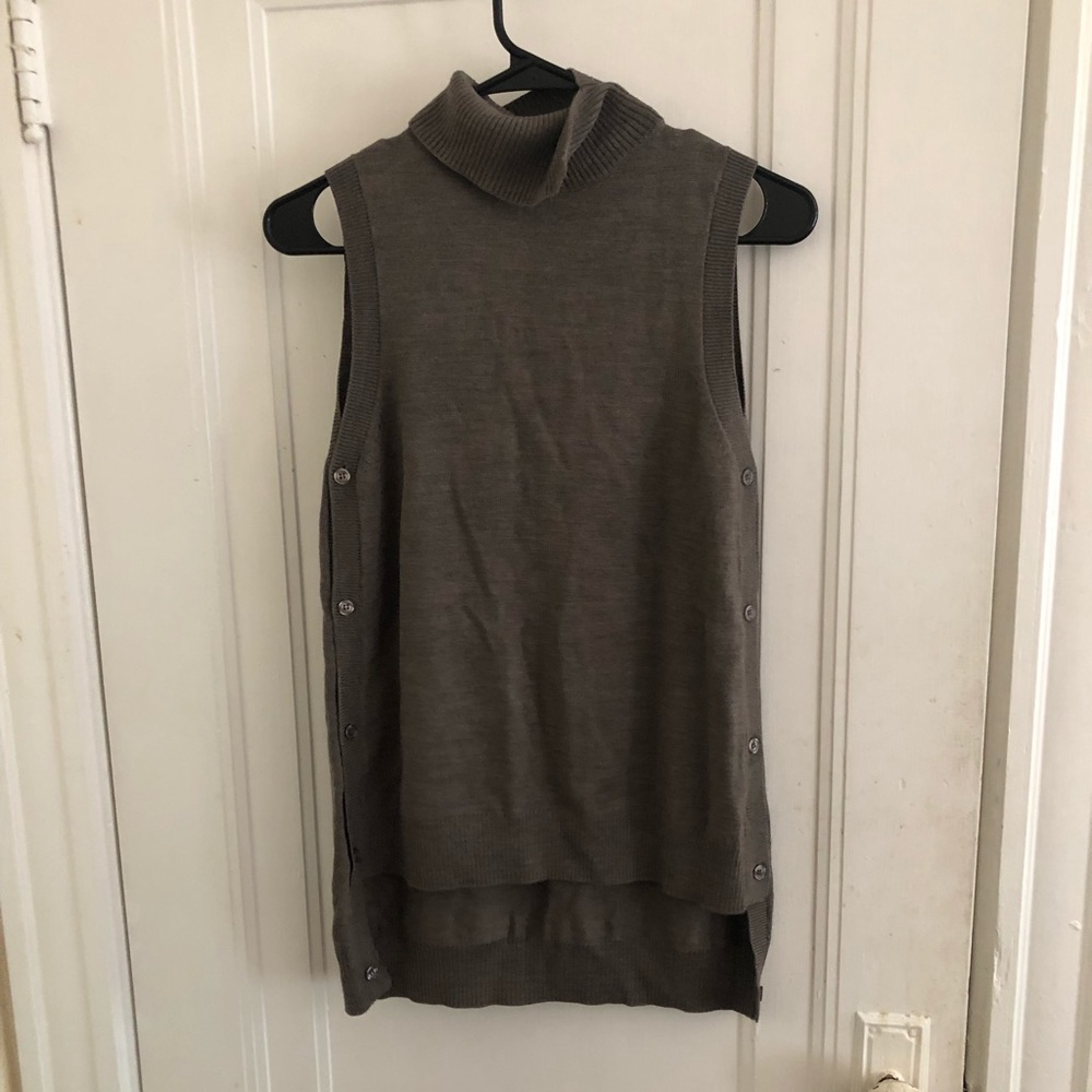 The limited sweater tank top
